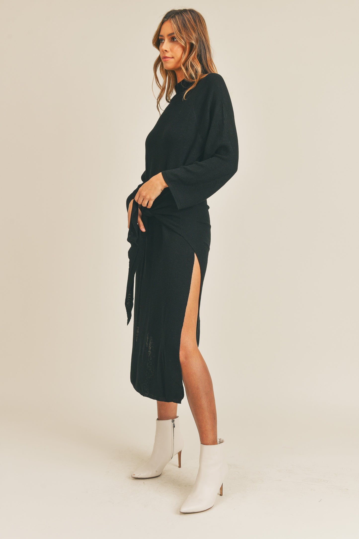 WAIST TIED LONG SLEEVE SWEATER DRESS