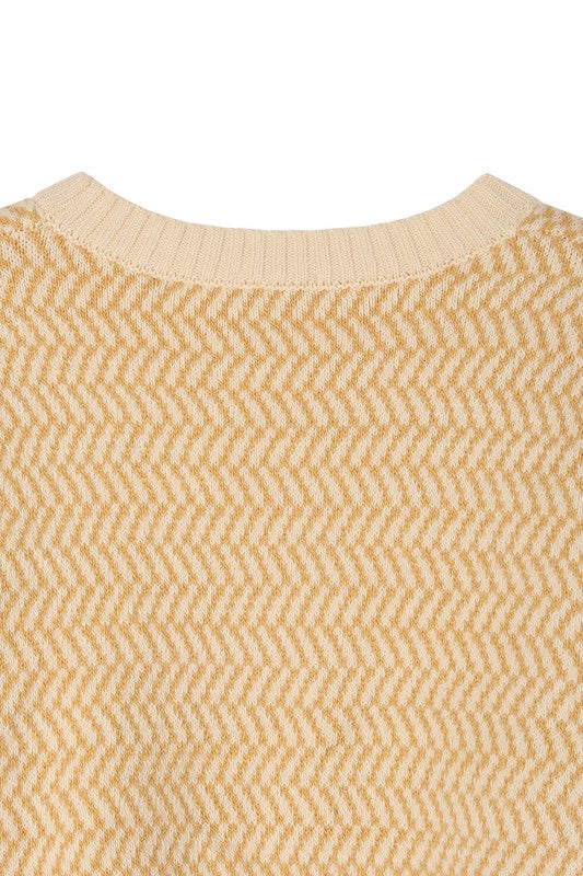 HERRINGBONE PATTERN CREW NECK SWEATER