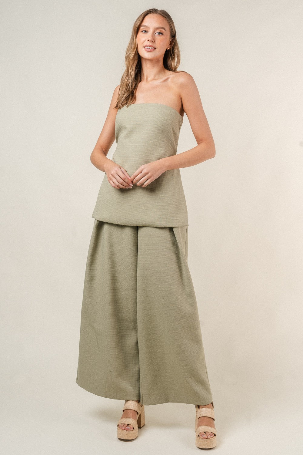 STRAPLESS WOVEN SIDE SLIT TOP WITH WIDE LEG PANTS